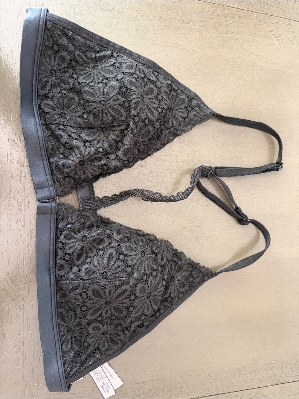 Victoria’s Secret Lace Bralette - Soft Triangle Comfort